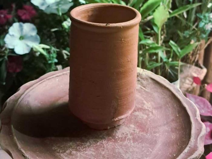 Kullhad with nature backdrop